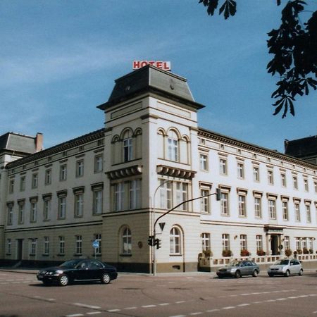 Hotel "Stadt Koethen" Koethen  Exterior foto